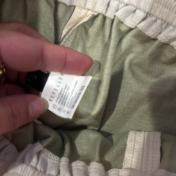 Repeller Cream Faux Leather Pull On Wide Leg Crop Pants S - Picture 3 of 8